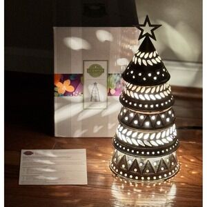 Scentsy Warmer Festive Fir Christmas Tree Warmer Preowned Works Great